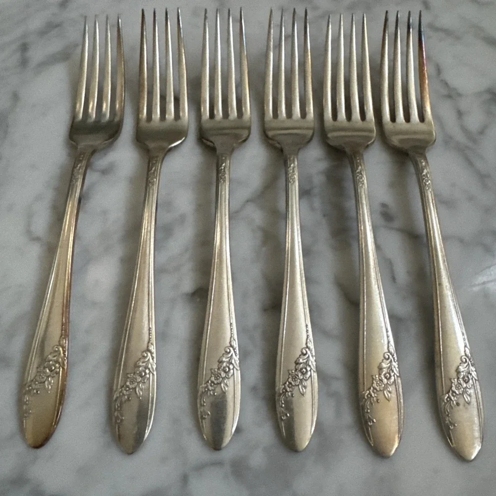 ONEIDA Community QUEEN BESS II Silverplate‎ Flatware Lot Of 6 Dinner Forks